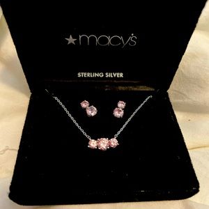 Necklace and earring set